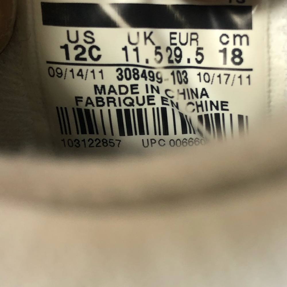 Air Jordan retro 4 Sneakers. - Picture 5 of 6